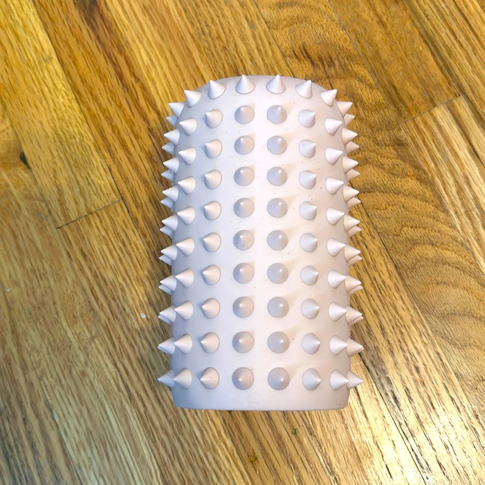 bkr spiked little sleeve.